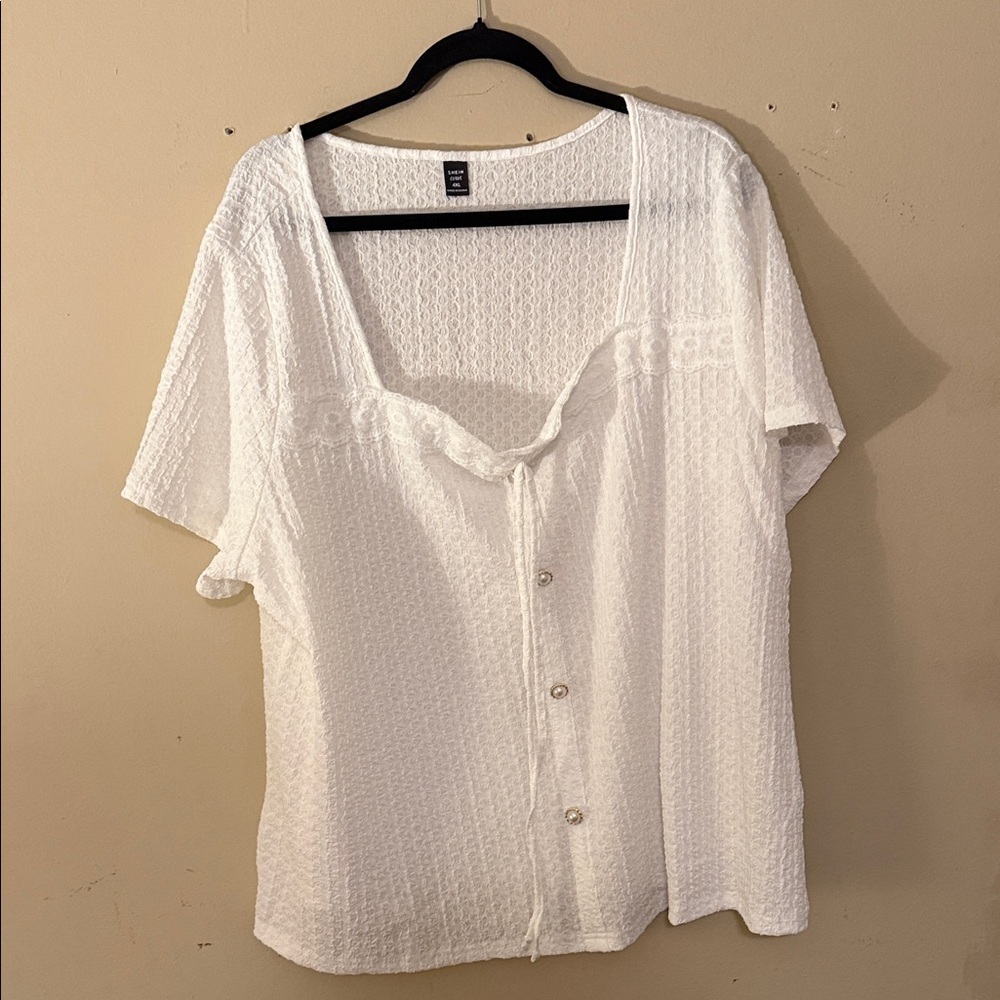 SHEIN White Textured Button-Up Blouse